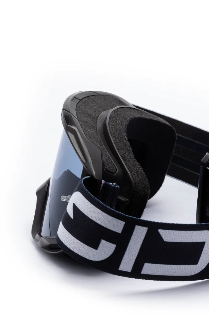 000MGGLADIUSSMKBLKGREY_4DETAIL.webp