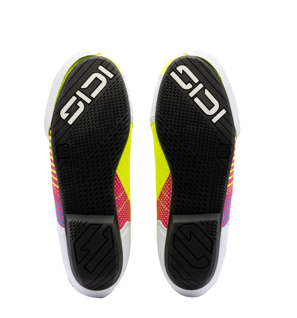 000MVMAG2AIRBTA002_SOLE.webp