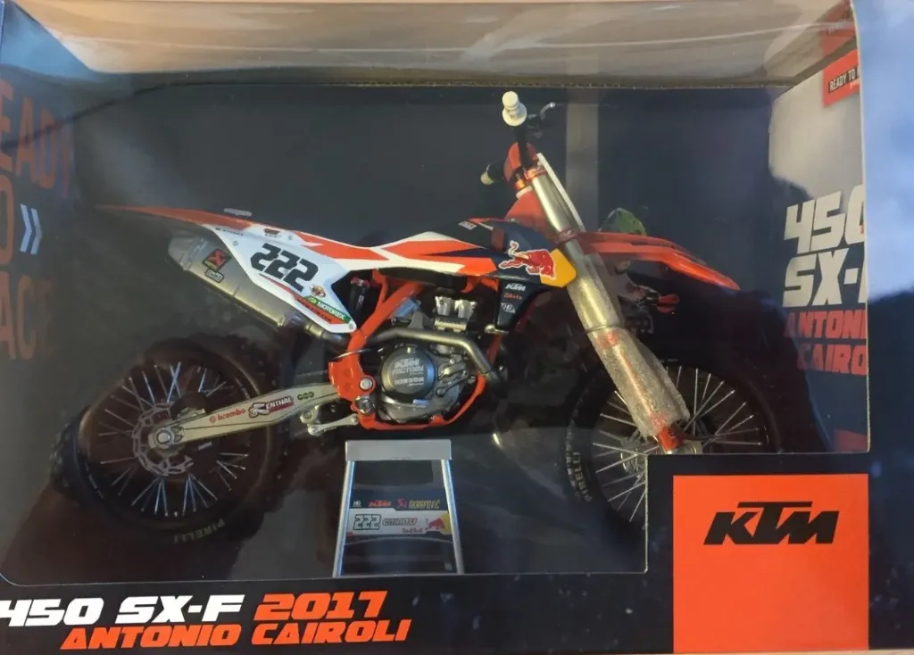 [99988-10-226] Miniatuur KTM Cairoli (#222) 1:10